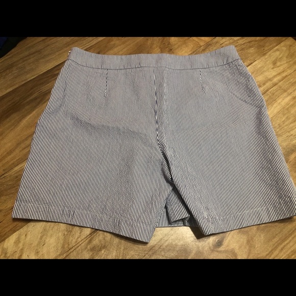 Talbots shorts/skort size 16 - Picture 2 of 9